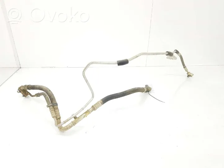 Opel Zafira B Pneumatic air compressor intake pipe/hose 13227142