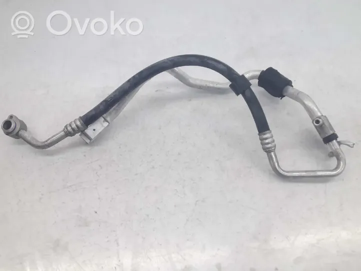 Audi A4 S4 B8 8K Tubo flessibile di aspirazione del compressore ad aria dello pneumatico 8K2260712B