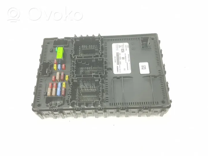 Ford Ecosport Fuse module HU5T15604ECS