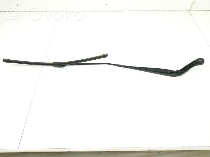 Fiat Ducato Front wiper blade arm 1343899080