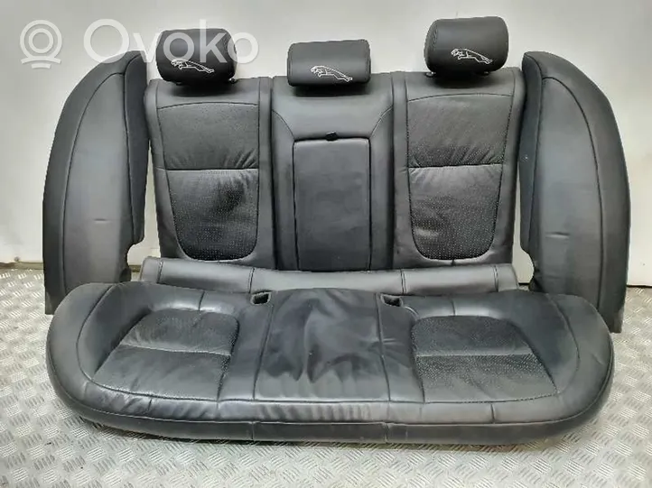 Jaguar XF Seat set 