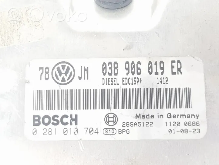 Volkswagen PASSAT B5.5 Centralina/modulo del motore 038906019ER