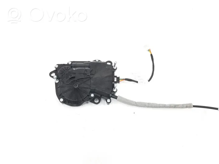 BMW X1 F48 F49 Siłownik zamka tylnej klapy bagażnika 51247374006