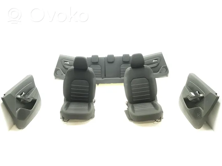 Dacia Duster Seat set 