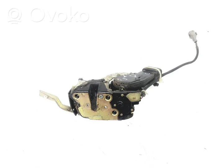 Toyota Land Cruiser (HDJ90) Zamek drzwi przednich 6971260030