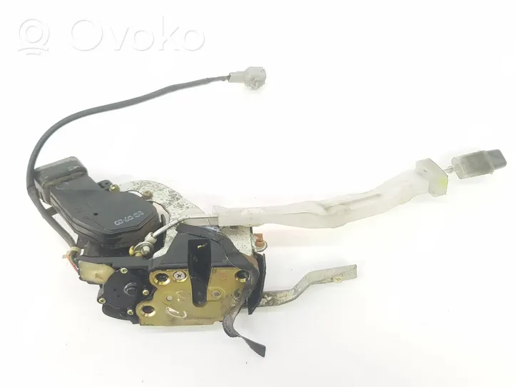 Toyota Land Cruiser (HDJ90) Etuoven lukko 6903060051