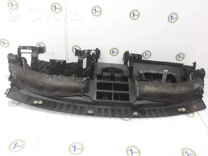 Volkswagen Touareg I Oro pagalvių komplektas su panele 7L6857003AP