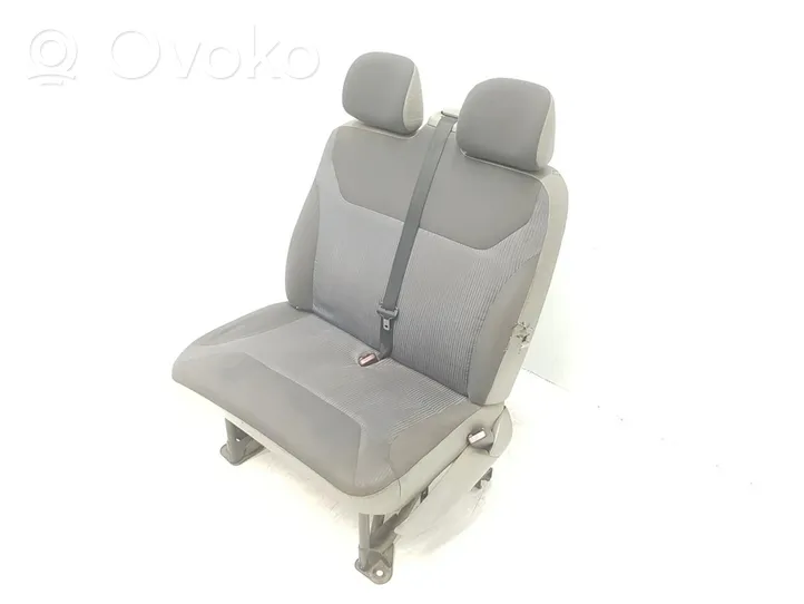 Opel Vivaro Fotel przedni pasażera 
