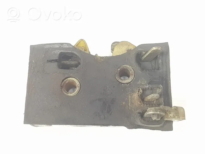 Audi 200 Serrure de porte avant 443837015L