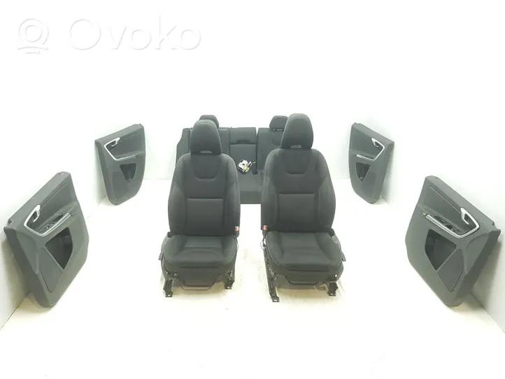 Volvo XC60 Sēdekļu komplekts 