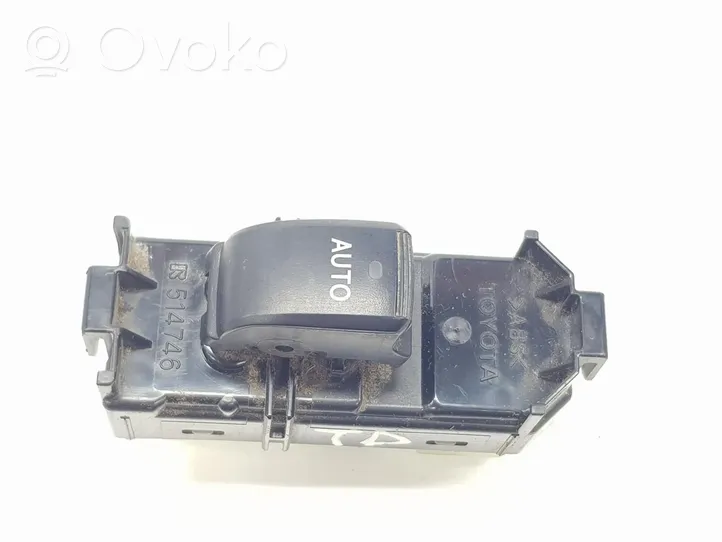 Toyota Land Cruiser (J120) Elektrinių langų jungtukas 8403060021