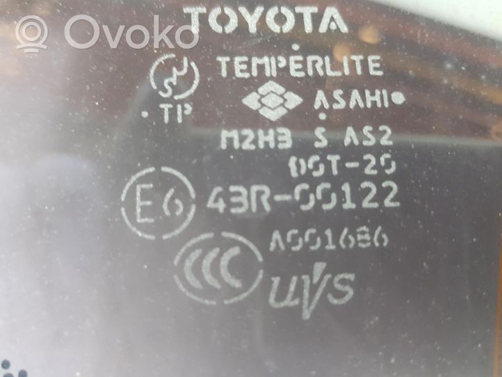 Toyota Land Cruiser (J120) Szyba karoseryjna drzwi tylnych 6271060891