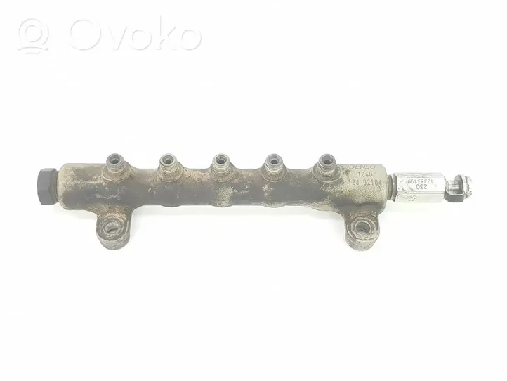 Toyota Land Cruiser J20 J20u Tuyau de conduite principale de carburant 238200W010