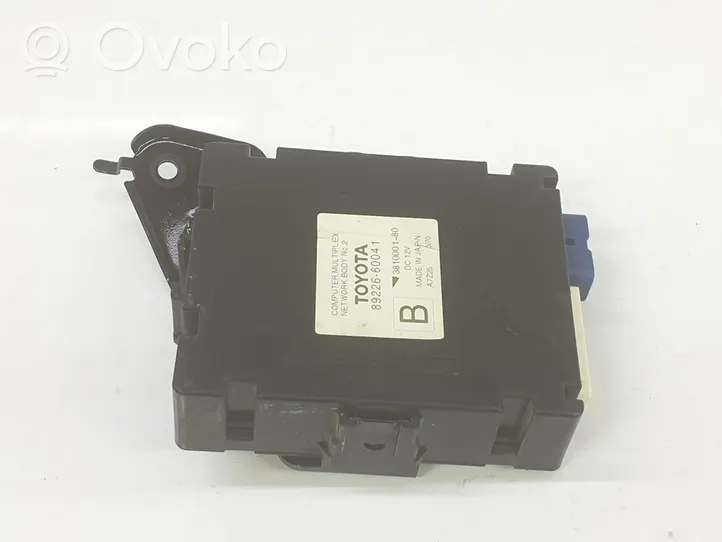 Toyota Land Cruiser J20 J20u Muut ohjainlaitteet/moduulit 8922660041