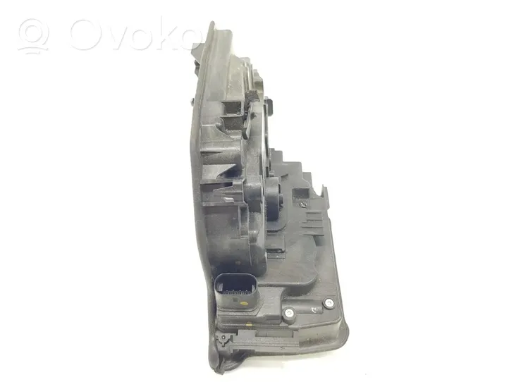 BMW 2 F46 Etuoven lukko 51227281940