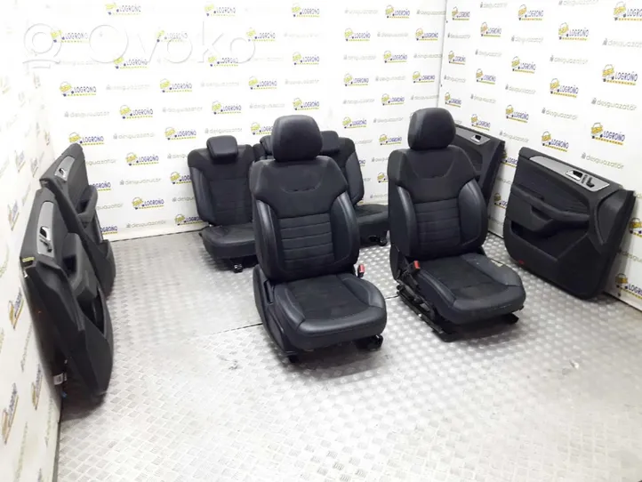 Mercedes-Benz ML AMG W166 Seat set 