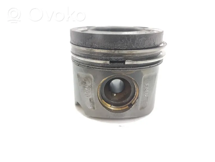 Mercedes-Benz ML AMG W166 Piston avec bielle A6420307717