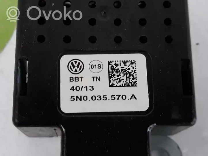 Volkswagen Tiguan Garso stiprintuvas 5N0035570A
