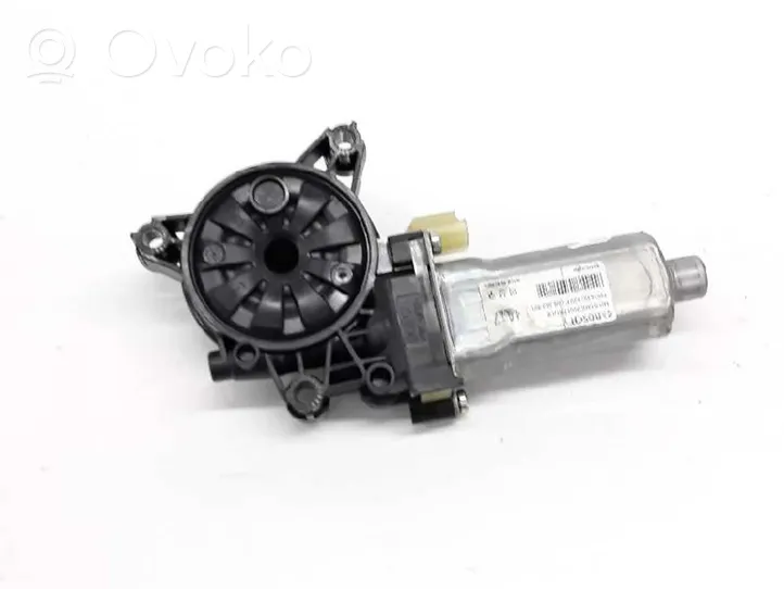 Hyundai Elantra Front door window regulator motor 824503X000