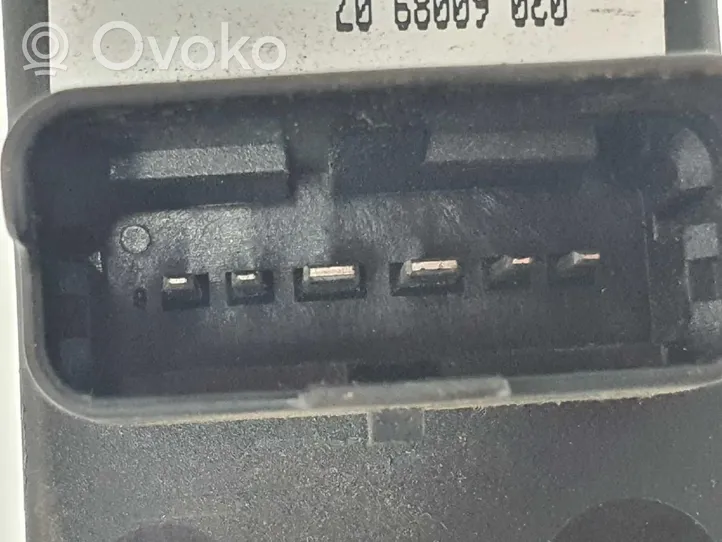 Fiat Ulysse Takaoven ikkunan nostomoottori 0206008907