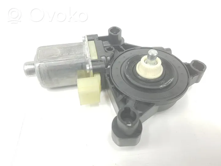 Seat Tarraco Moteur de lève-vitre de porte avant 5Q0959802C