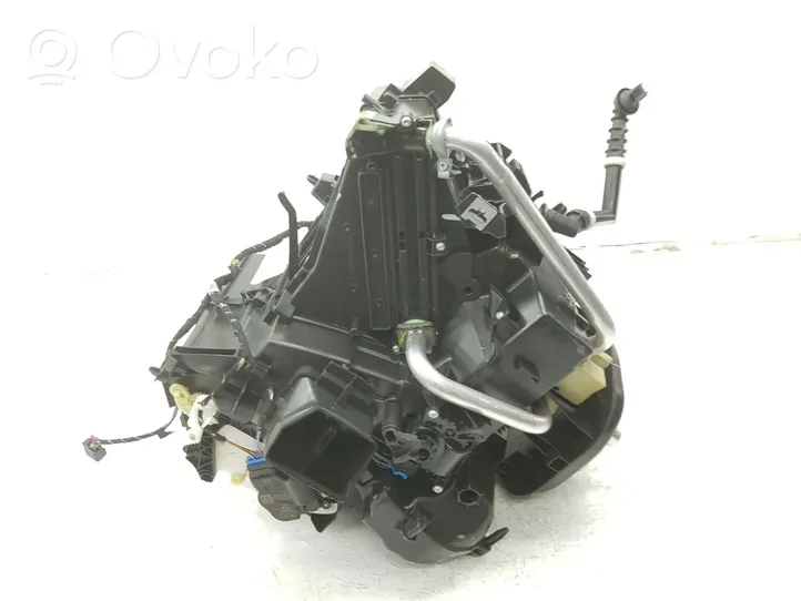 Volkswagen T-Roc Salono oro mazgo plastikinis korpusas 5Q1820007D