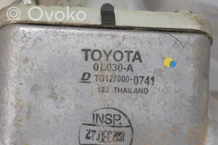 Toyota Hilux (AN10, AN20, AN30) Radiatore intercooler 179400L030