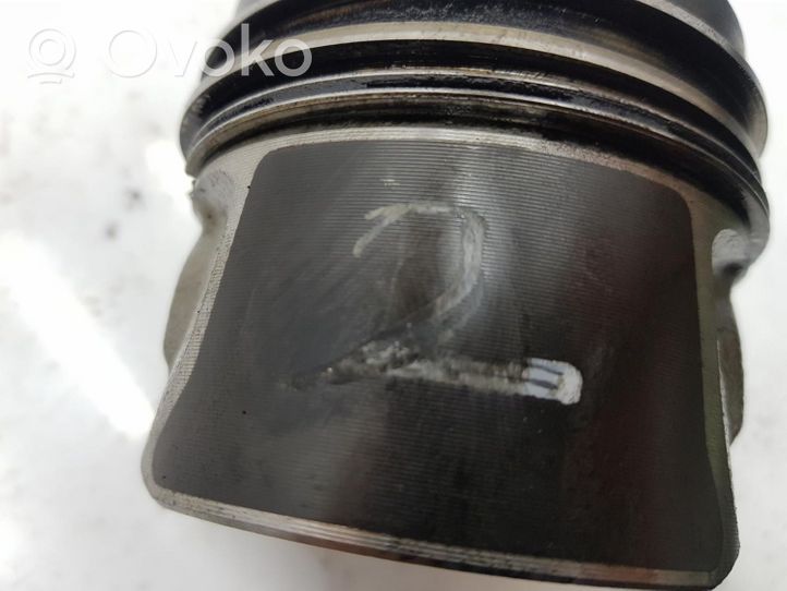 Seat Toledo IV (NH) Piston avec bielle 03L107065J