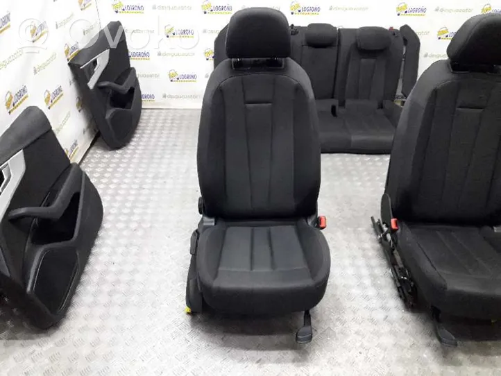 Audi A4 Allroad Seat set 