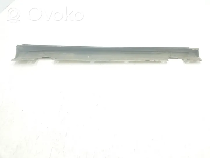 Mercedes-Benz A W176 Sill/side skirt trim A1766980054