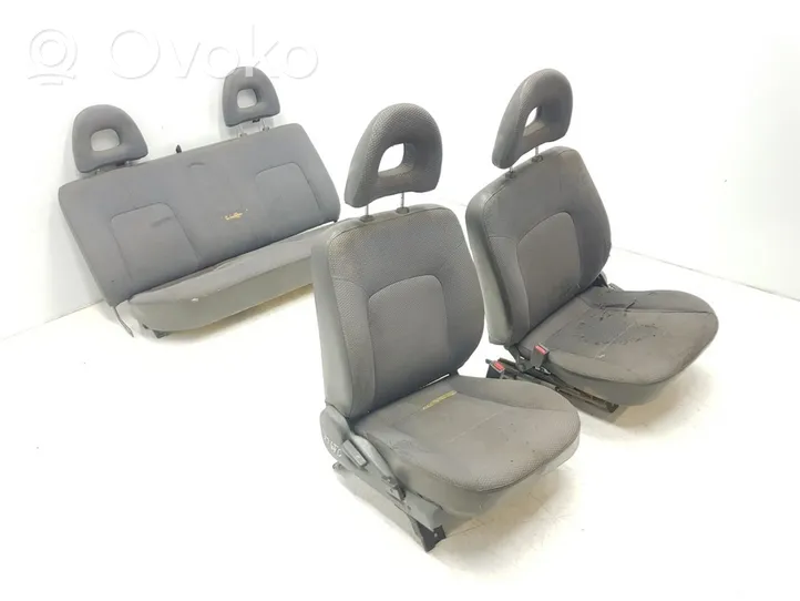 Mitsubishi L200 Set sedili 