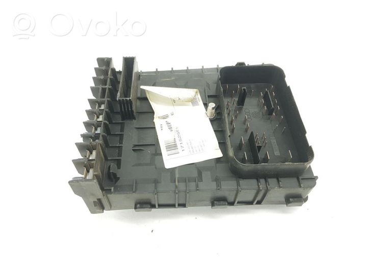 Volkswagen Caddy Fuse module 1K0937125D