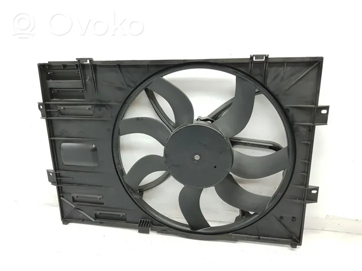 Volkswagen Transporter - Caravelle T6 Ventilatore di raffreddamento elettrico del radiatore 7E0121205H