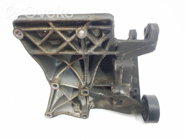 Mercedes-Benz CLK A208 C208 Support de générateur / alternateur A1110900640