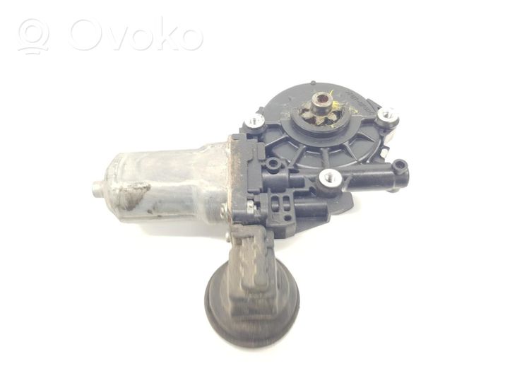 Toyota Land Cruiser (J120) Moteur de lève-vitre de porte arrière 8572058010