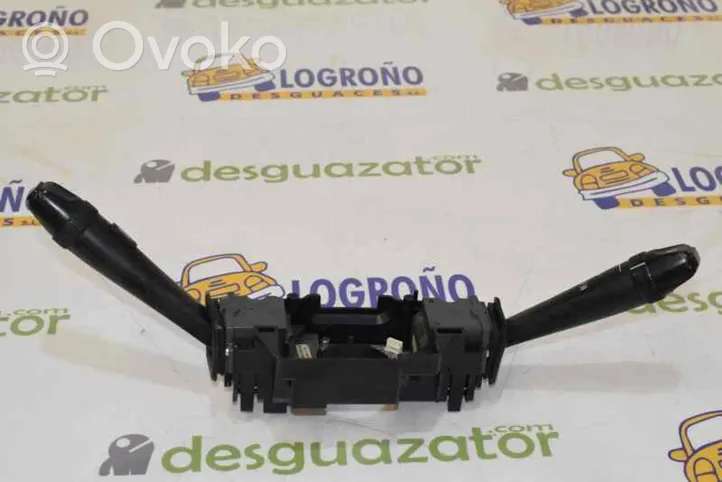 Volvo S60 Pulsanti/interruttori sul volante 31268577