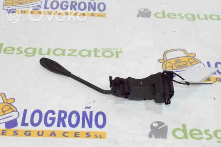 Mercedes-Benz SLK AMG R171 Pulsanti/interruttori sul volante A0085452424