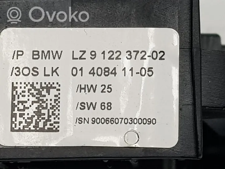 BMW X6 E71 Ohjauspyörän painikkeet/kytkimet 61319164417
