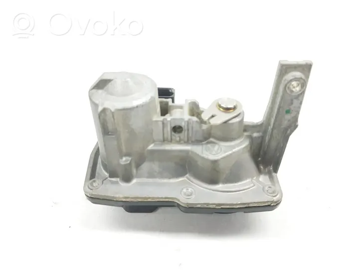 Audi Q3 F3 Valvola corpo farfallato 05L128063E