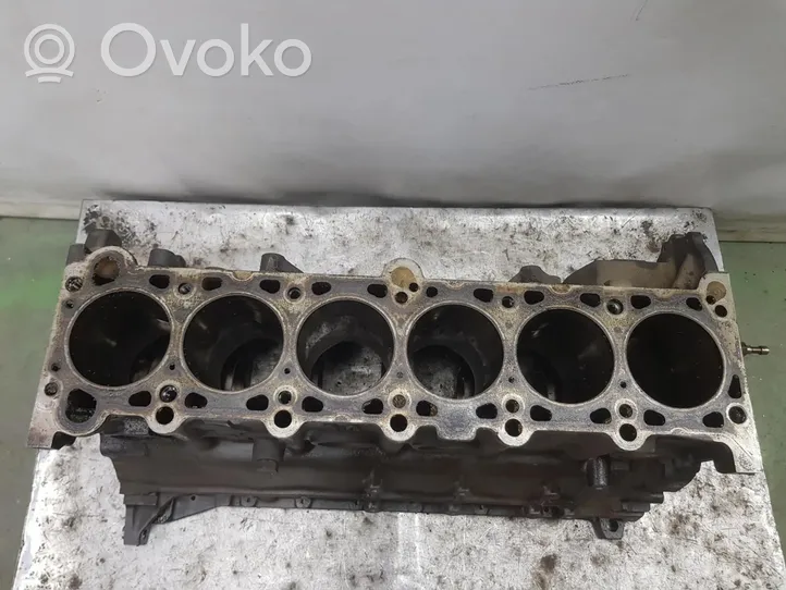 BMW 3 E36 Bloc moteur 11111748963