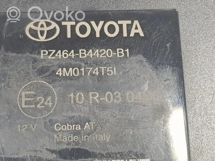 Toyota Yaris Autres unités de commande / modules PZ464B4420B1