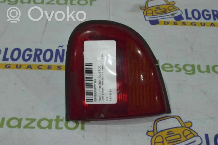 Ford Escort Tailgate rear/tail lights 6702295