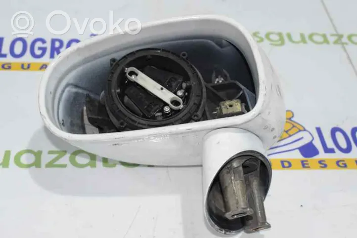 Audi TT Mk1 Veidrodėlis (elektra valdomas) 8N0857527