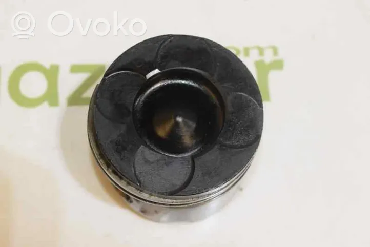 Opel Corsa C Tłok z korbowodem 73502643