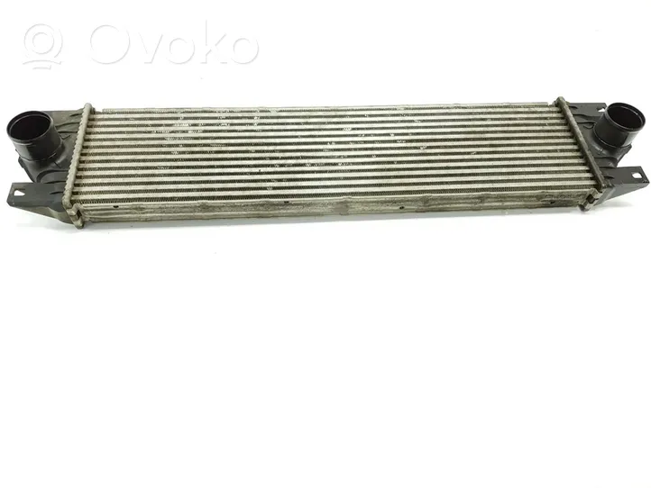 Nissan Interstar Chłodnica powietrza doładowującego / Intercooler 2147000QAA