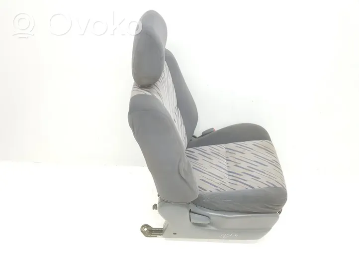 Toyota Land Cruiser (HDJ90) Seat set 