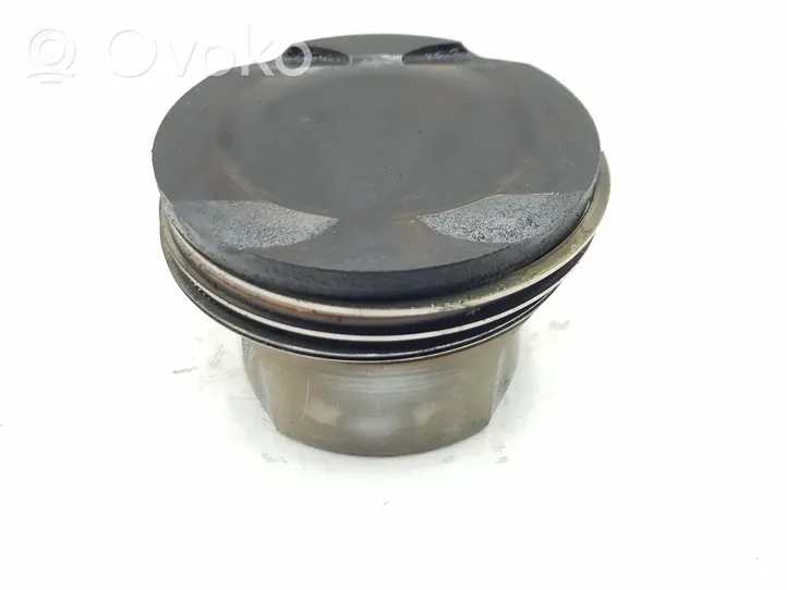 BMW X6 E71 Piston avec bielle 11257617547