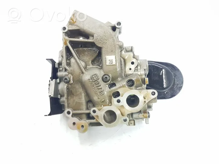 BMW X5 F15 Pompa olejowa 11417852262