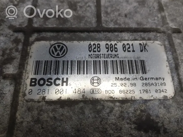 Seat Cordoba (6K) Sterownik / Moduł ECU 028906021DK