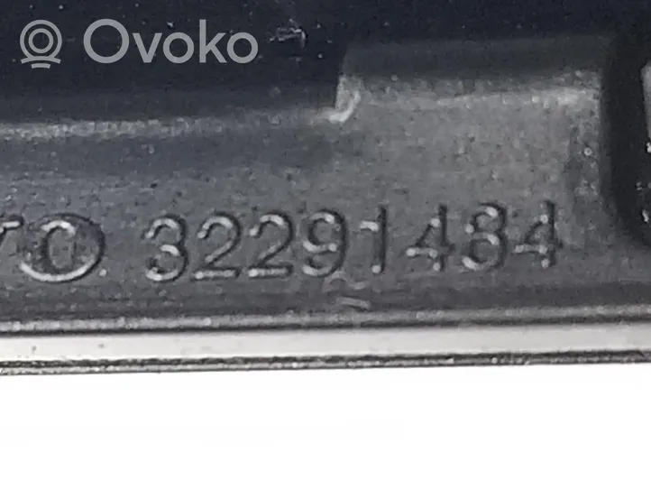 Volvo XC40 Griglia anteriore 32291484